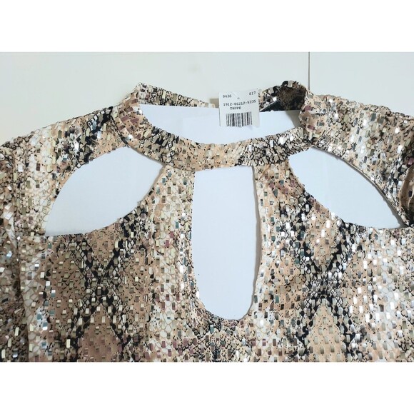 NWT Plus Ladies Rainbow Animal Print Foiled Cutout Taupe Bodysuit Size 2X - Picture 4 of 9